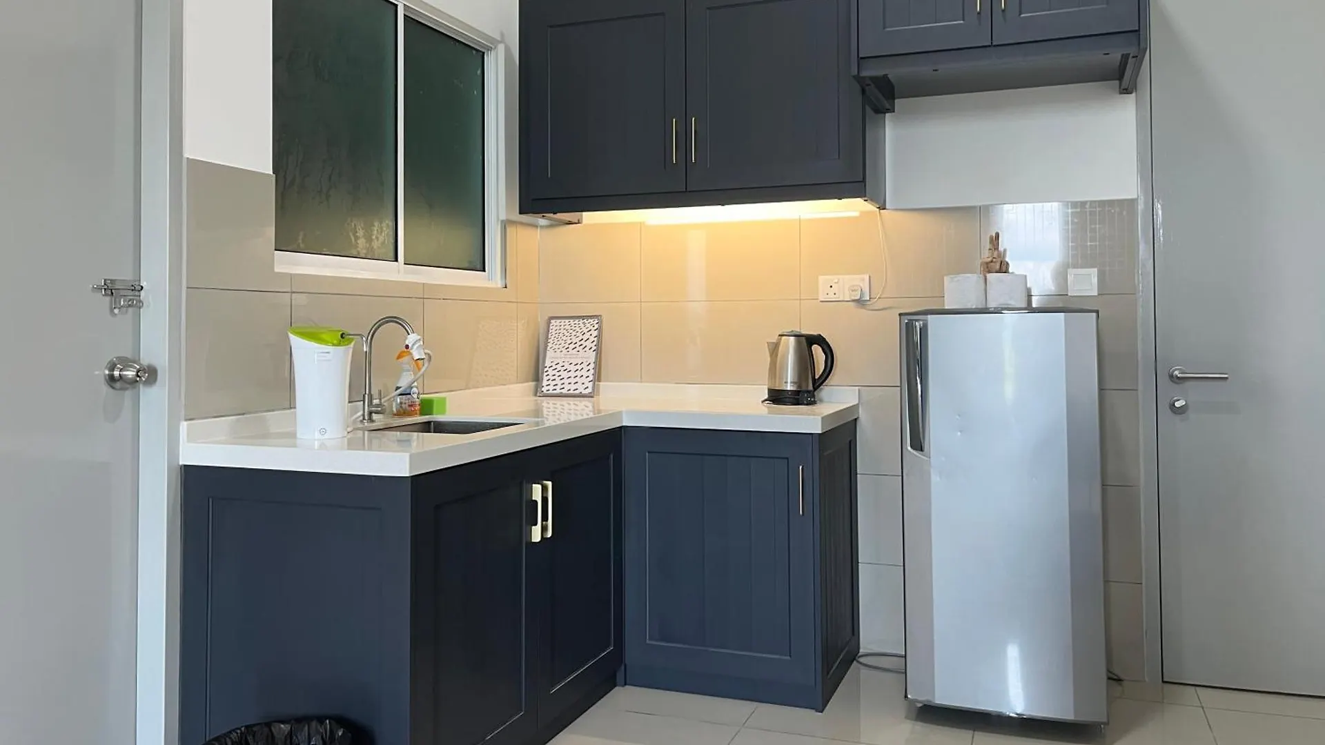 Industrial 2Br 8Pax Impression City 5Mins Totown Malacca Apartment