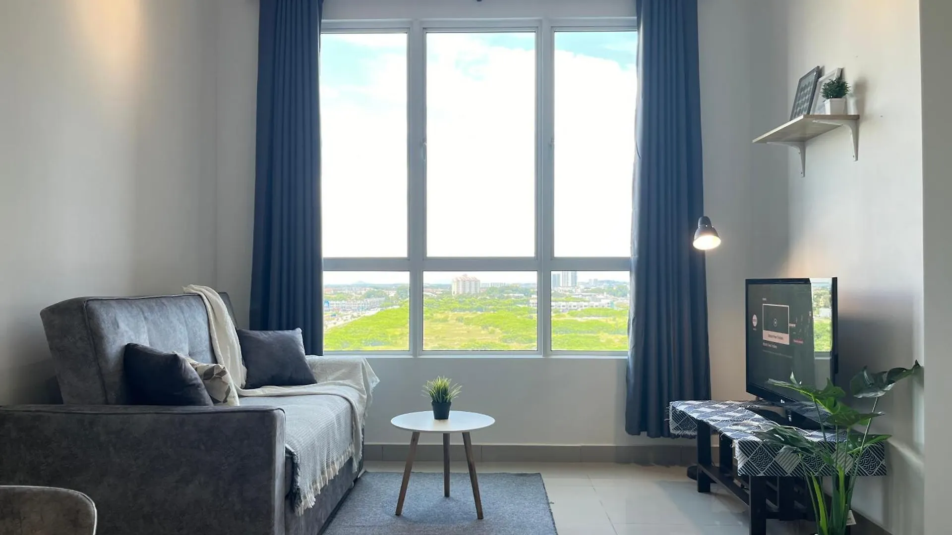 Apartment Industrial 2Br 8Pax Impression City 5Mins Totown Malacca Malaysia